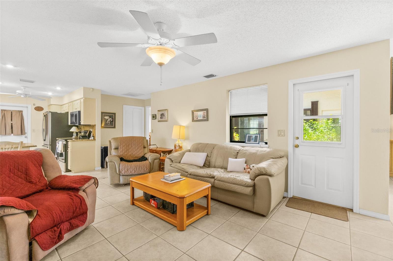 Image 33 of 50 For 6 Claridge Court N