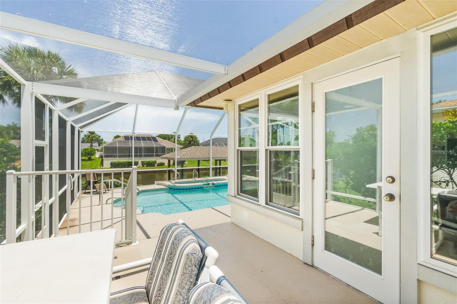 Image 41 of 50 For 6 Claridge Court N