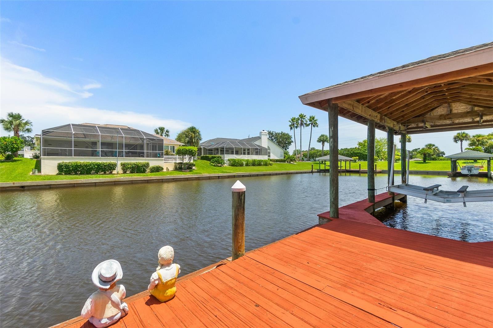 Image 48 of 50 For 6 Claridge Court N