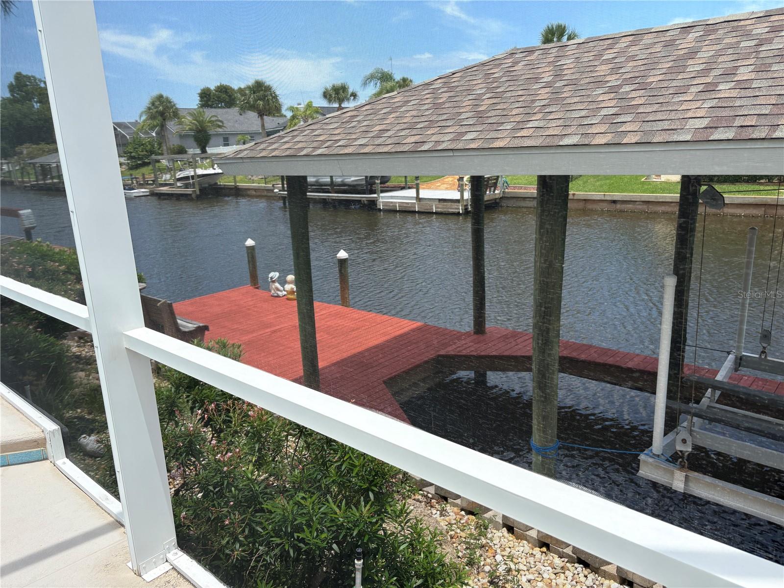 Image 8 of 50 For 6 Claridge Court N