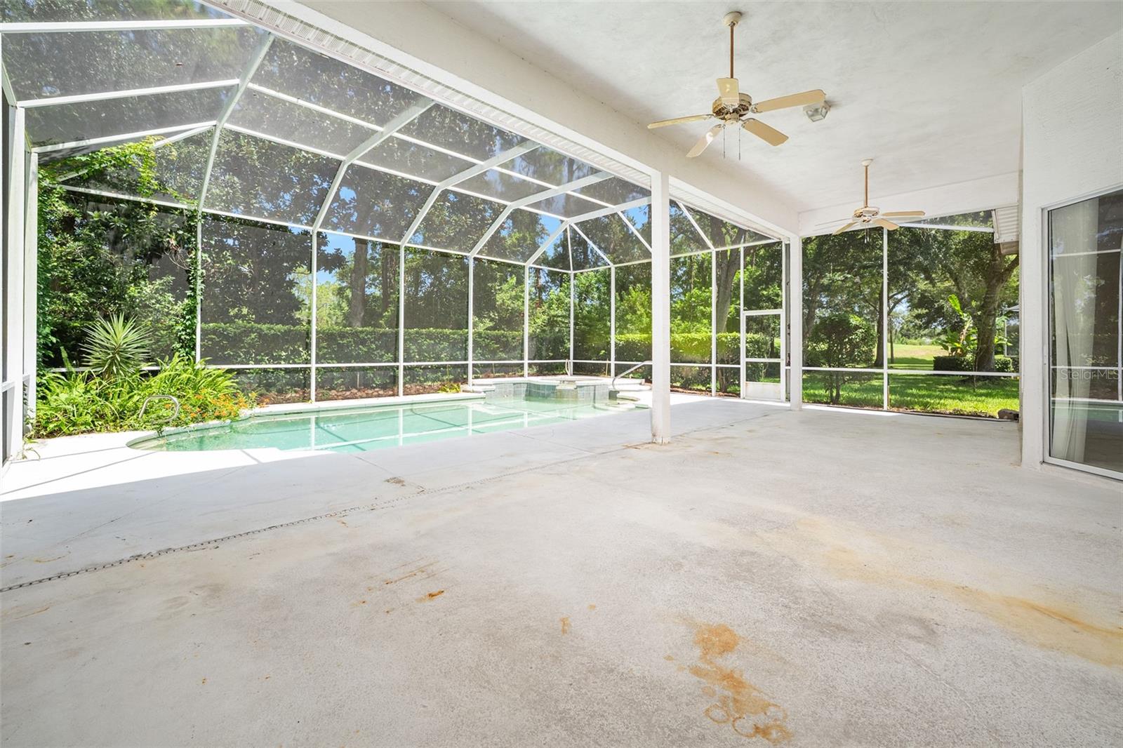 Image 42 of 53 For 718 Dolphin Head Lane