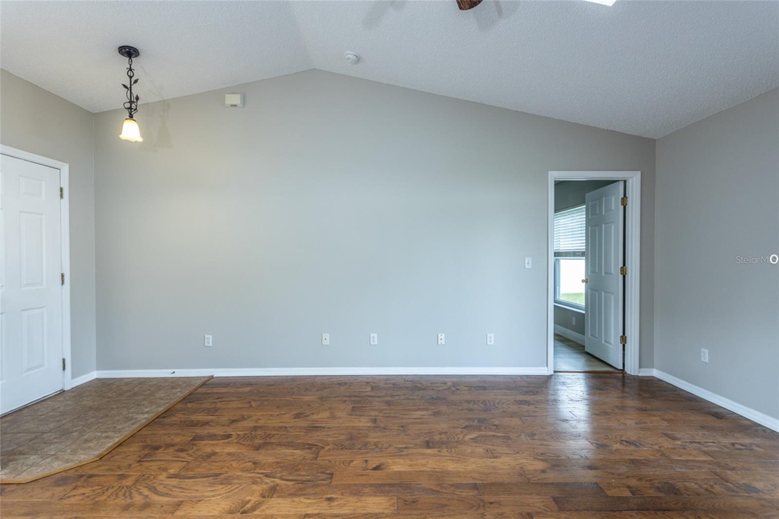Image 14 of 29 For 45 Lancelot Drive