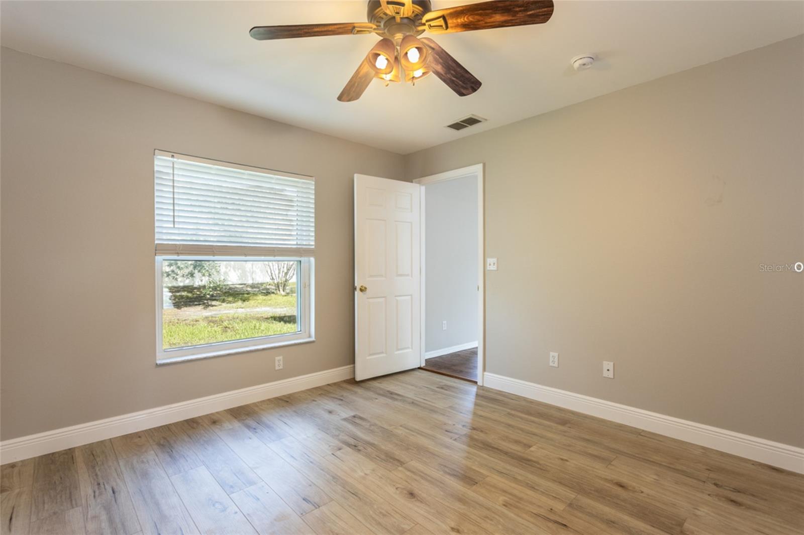 Image 18 of 29 For 45 Lancelot Drive