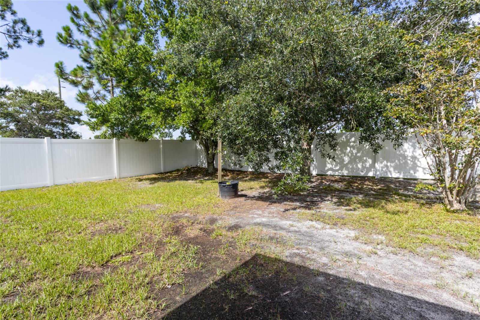 Image 26 of 29 For 45 Lancelot Drive