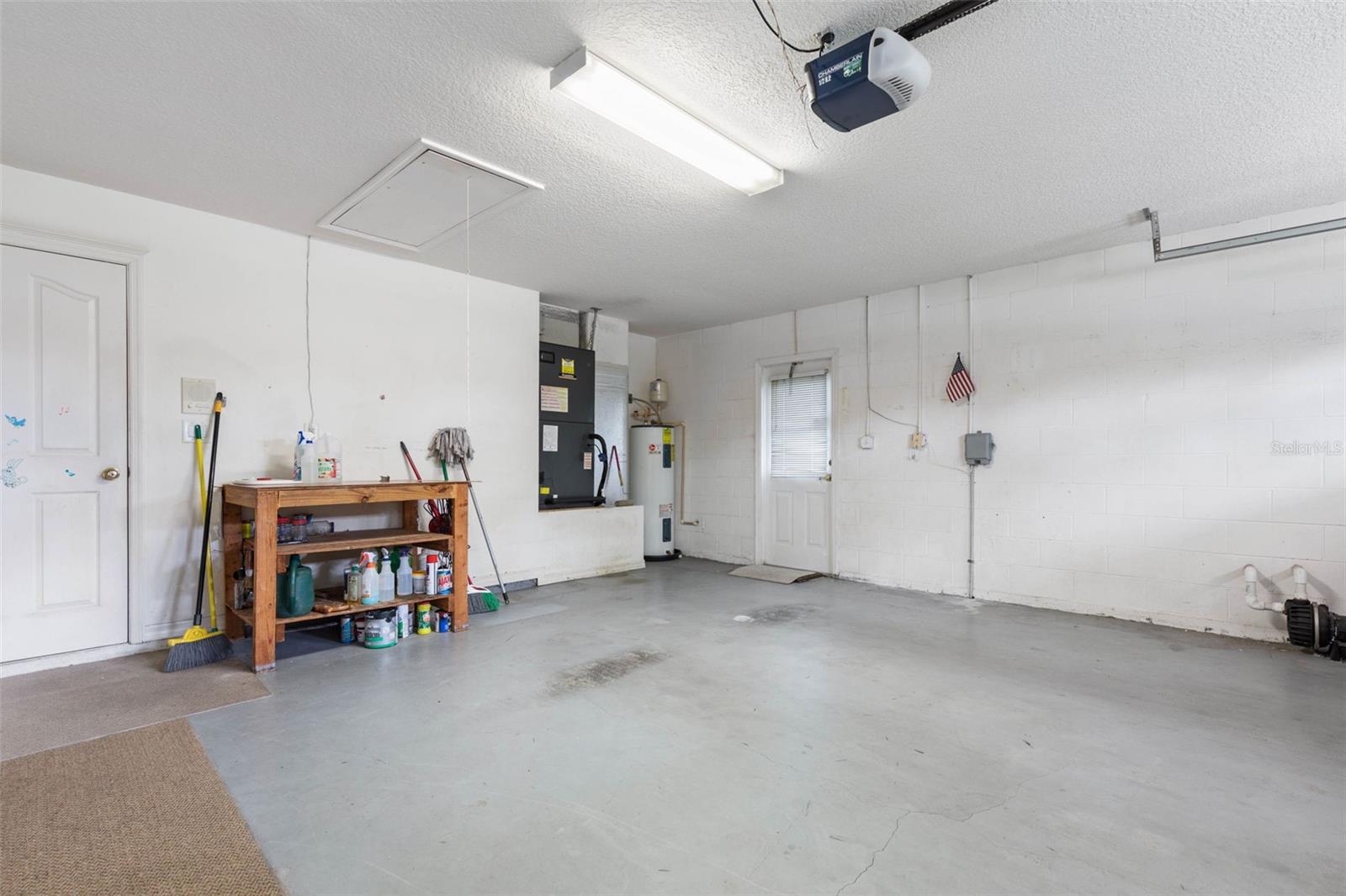 Image 40 of 62 For 16 Birchwood Place