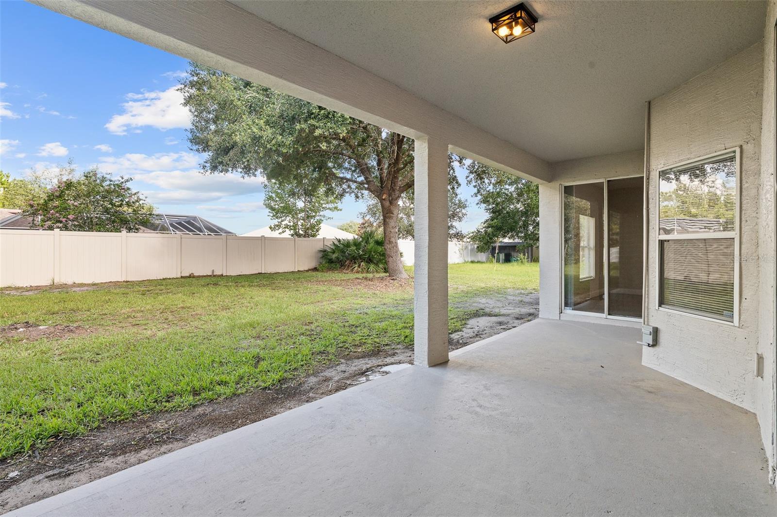 Image 43 of 54 For 32 Roxton Lane