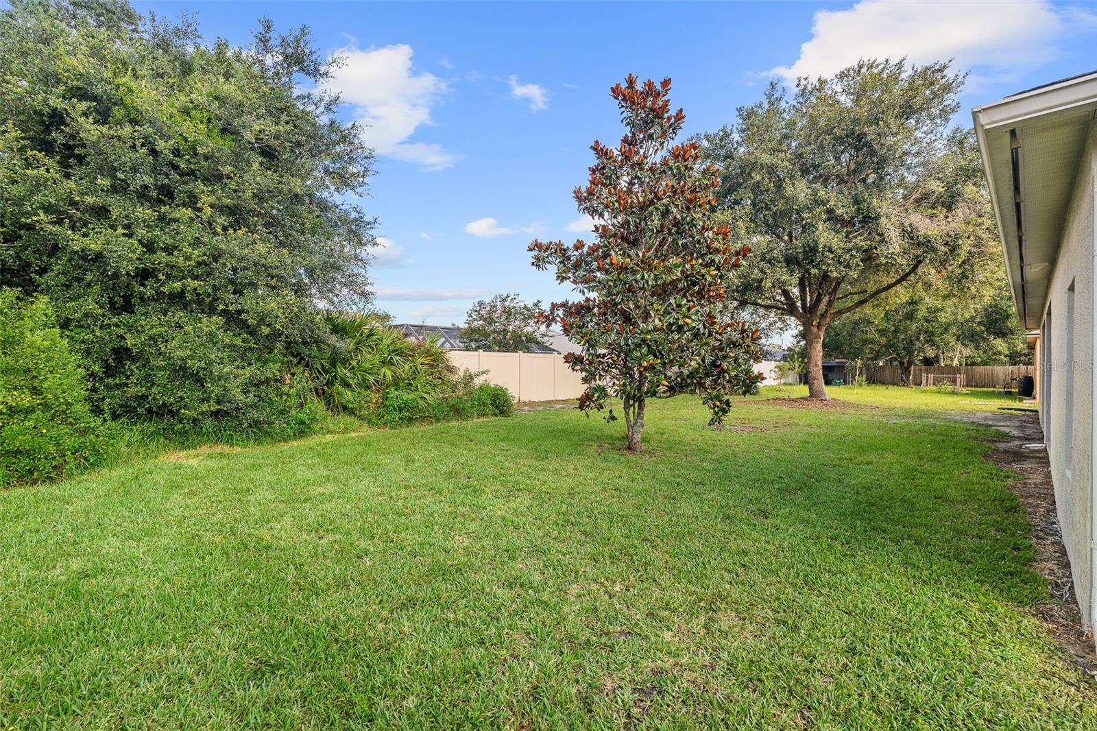 Image 50 of 54 For 32 Roxton Lane