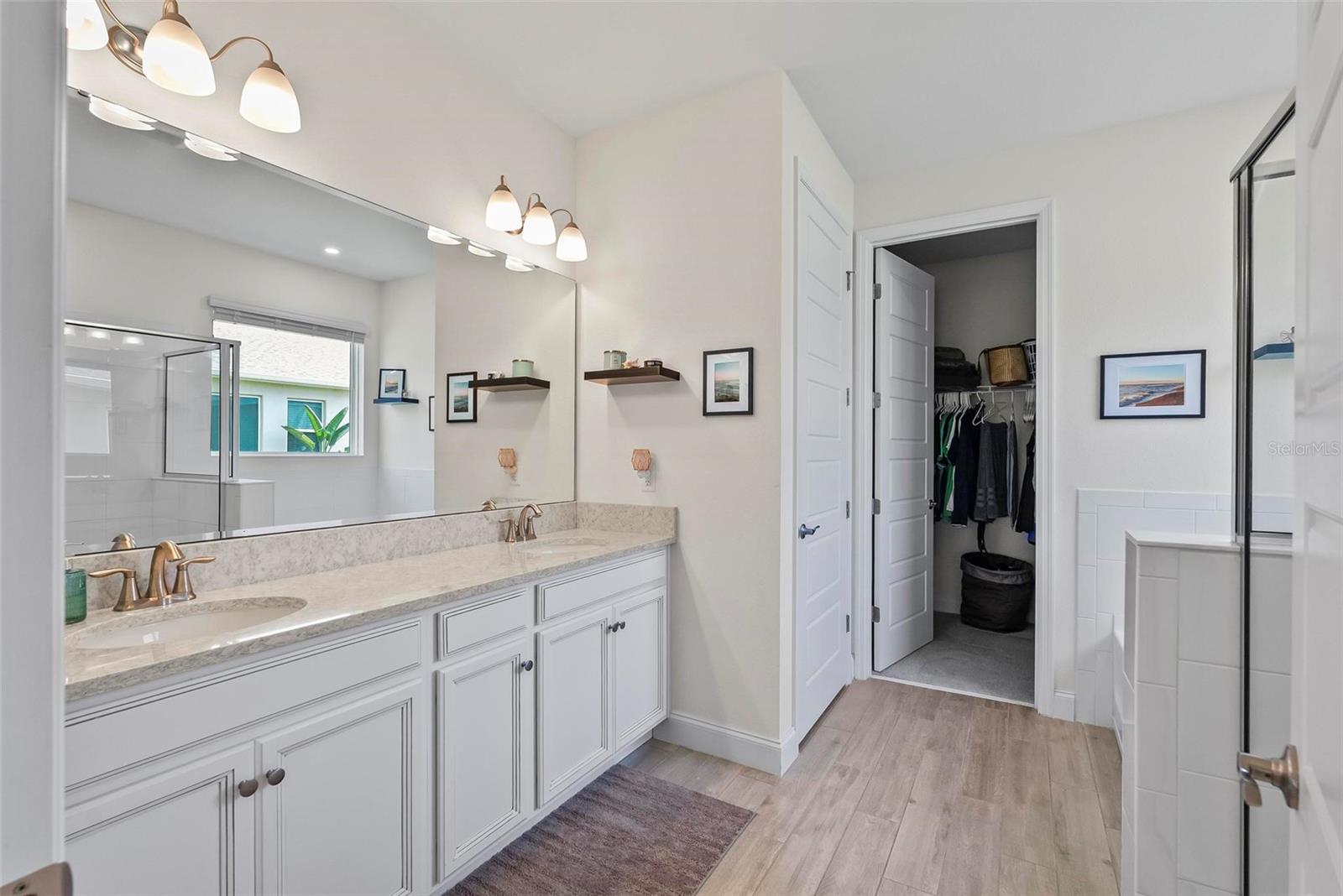 Image 36 of 69 For 2983 Monaghan Drive