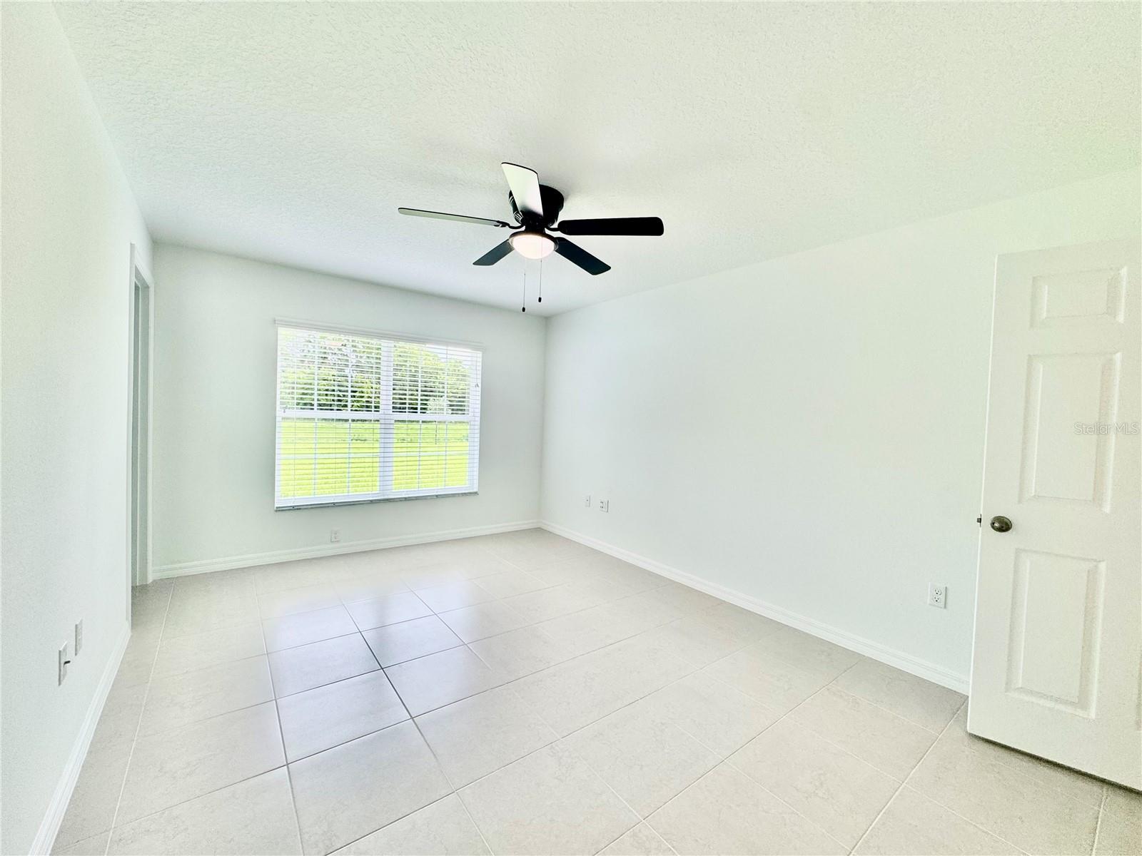 Image 11 of 17 For 8 Coral Reef Court N A
