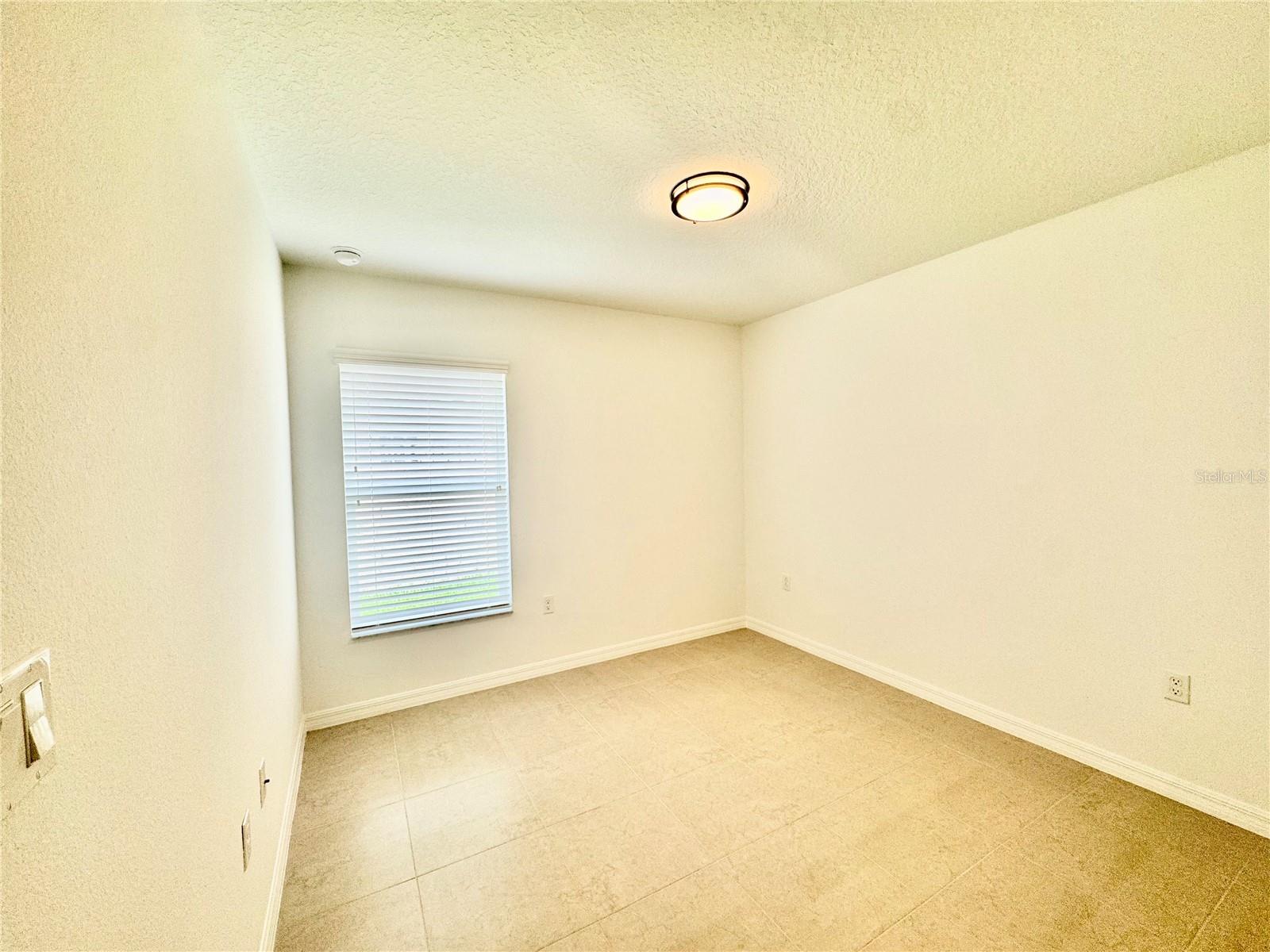 Image 14 of 17 For 8 Coral Reef Court N A