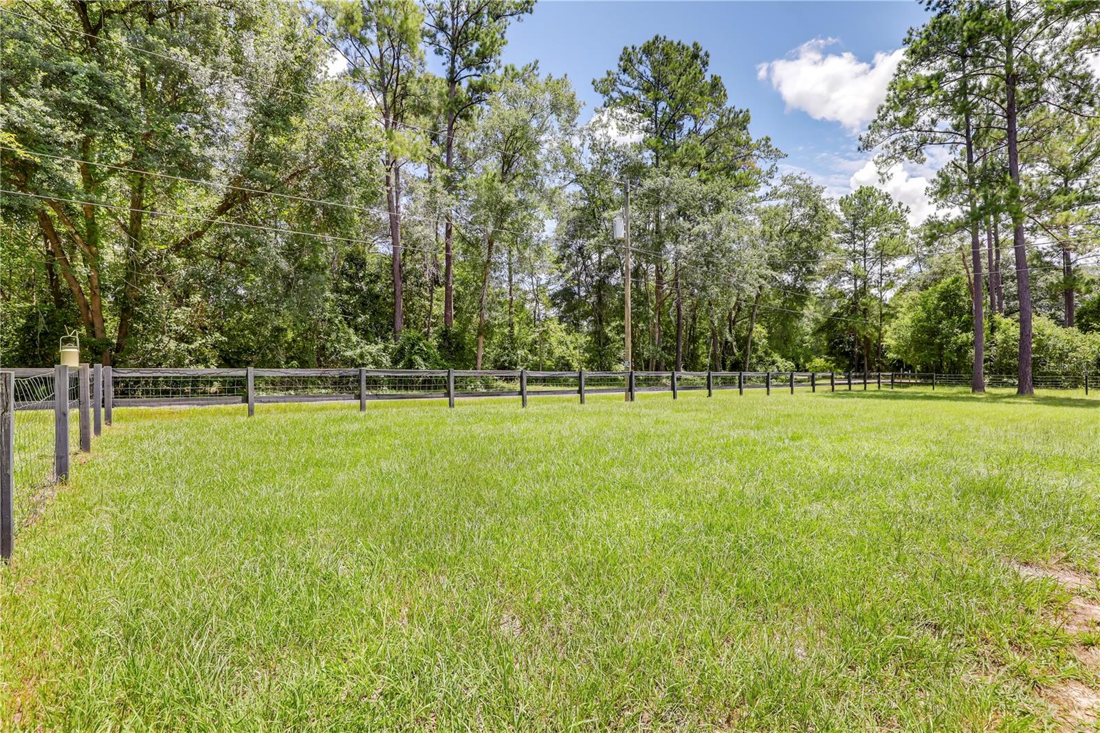Image 11 of 55 For 5616 Cherrytree Avenue