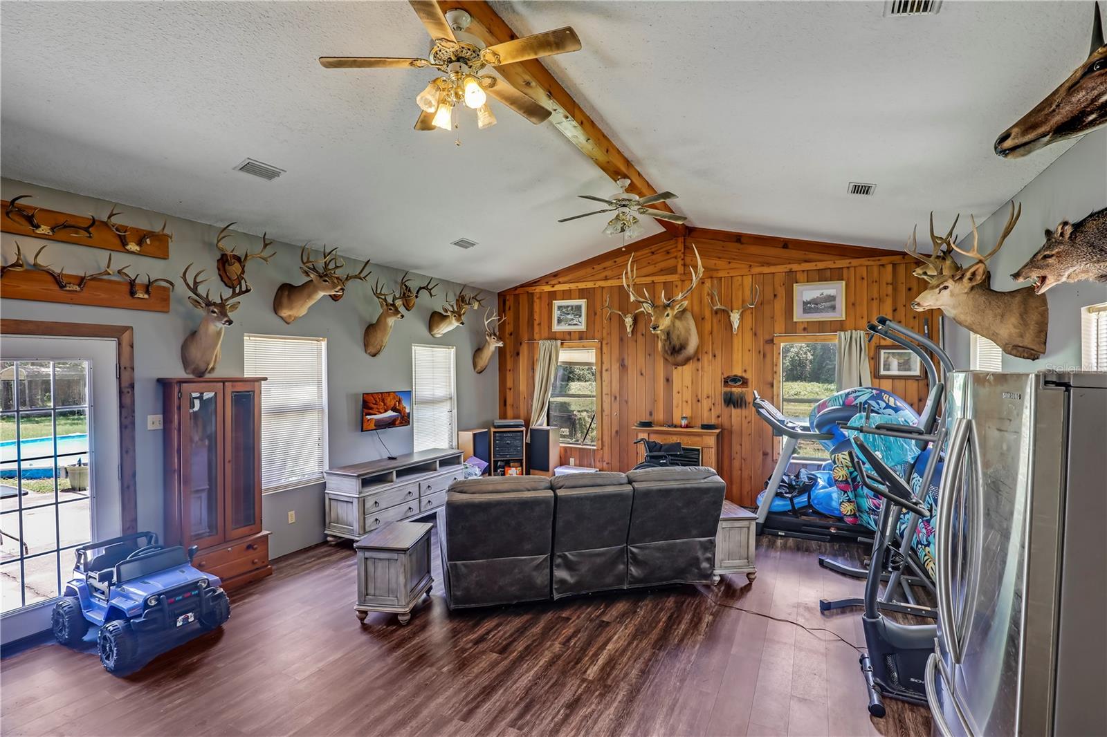 Image 2 of 55 For 5616 Cherrytree Avenue