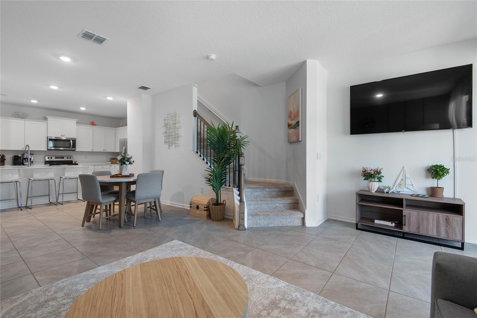 Image 10 of 45 For 132 Redbud Road