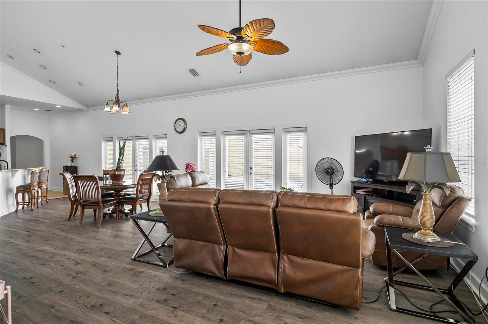 Image 33 of 86 For 300 Bella Harbor Court 113