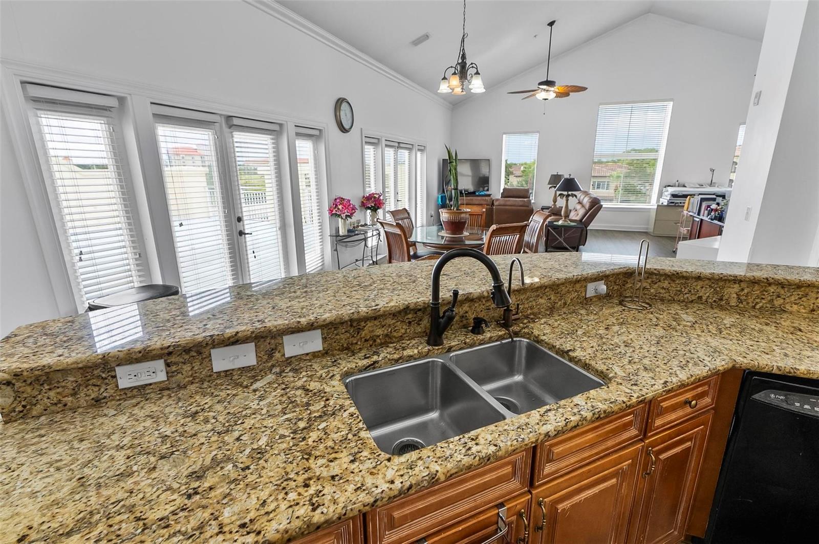 Image 44 of 86 For 300 Bella Harbor Court 113