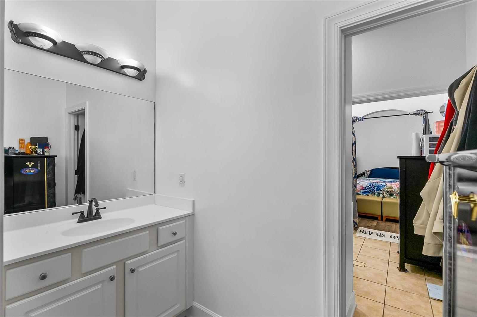 Image 49 of 86 For 300 Bella Harbor Court 113