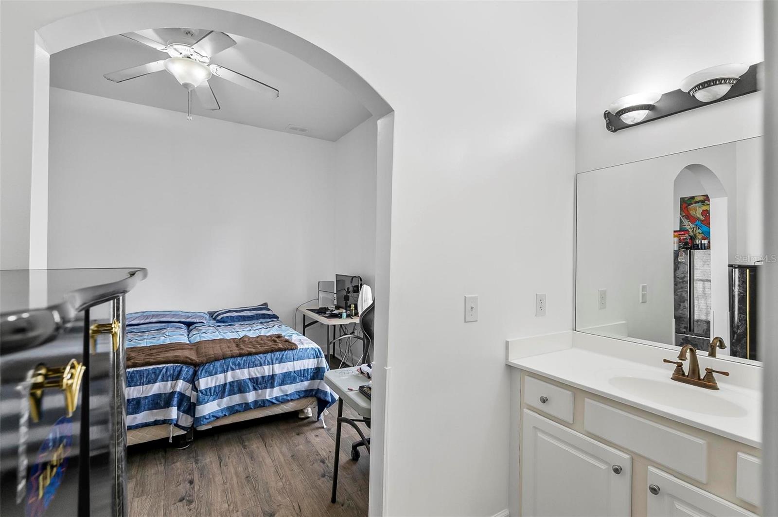 Image 50 of 86 For 300 Bella Harbor Court 113