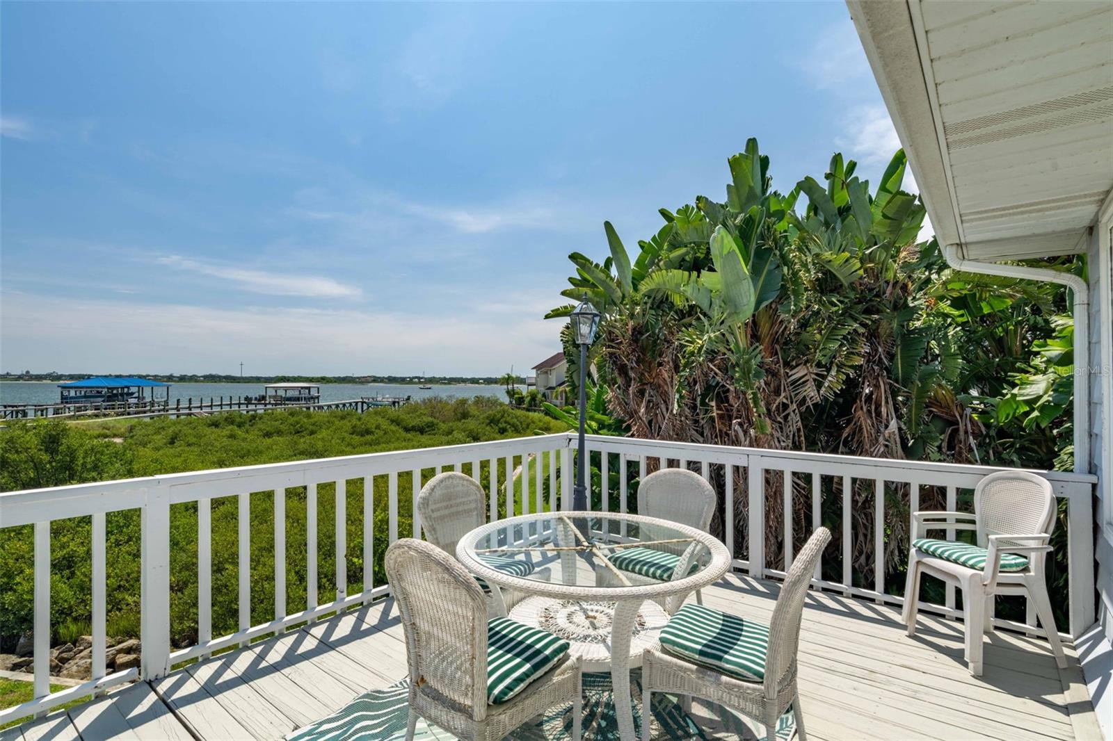 Image 34 of 80 For 111 Porpoise Point Drive