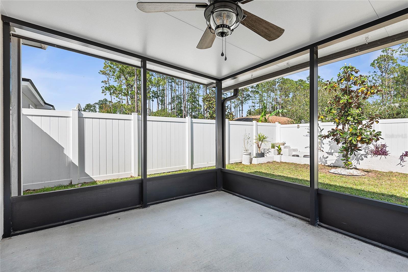 Image 19 of 26 For 657 Grand Reserve Drive
