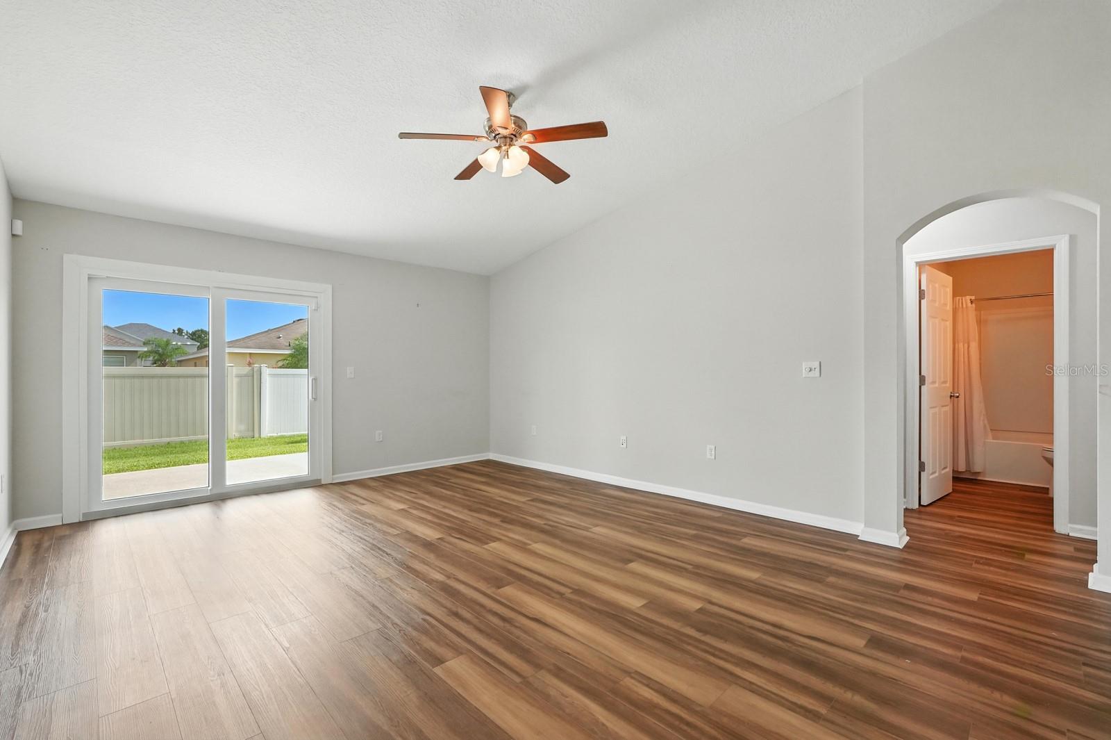 Image 10 of 29 For 5291 Plantation Home Way