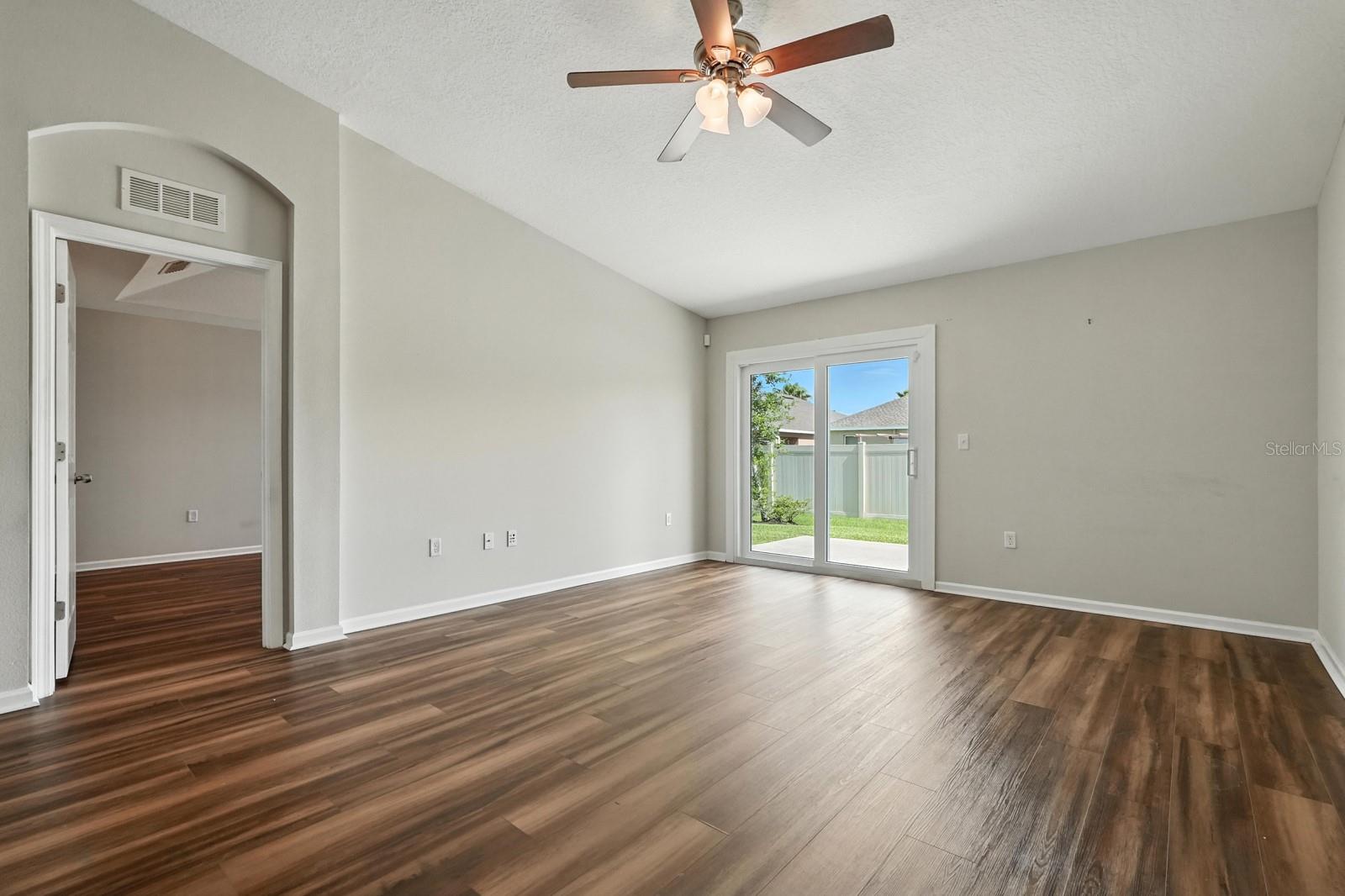 Image 9 of 29 For 5291 Plantation Home Way