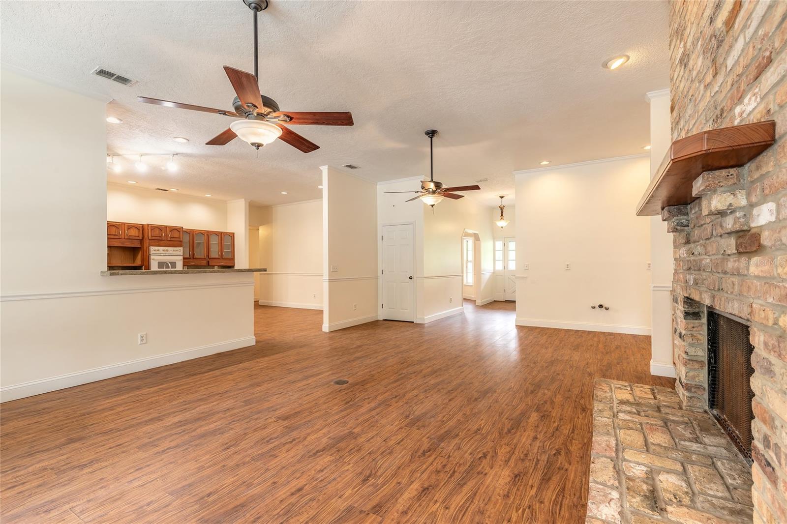 Image 20 of 60 For 1888 Poinsettia Drive