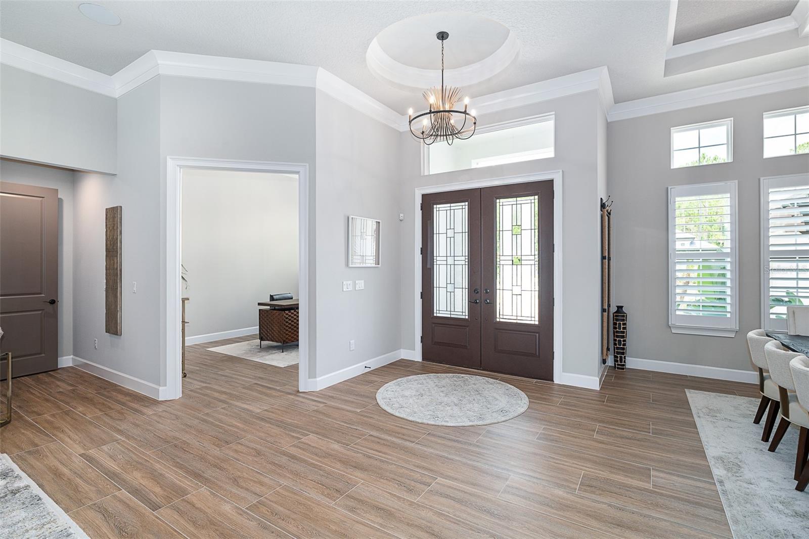 Image 5 of 90 For 264 Stirling Bridge Drive