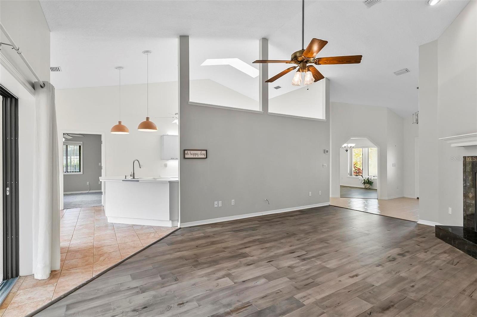 Image 11 of 72 For 20 Conley Court