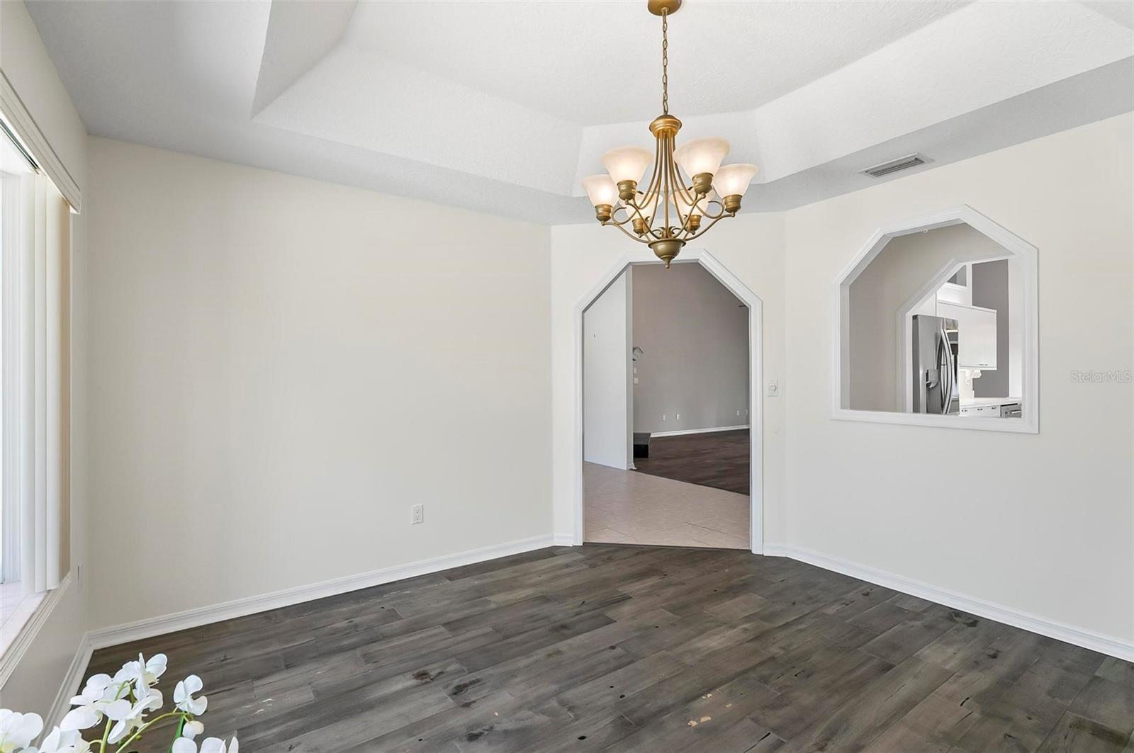 Image 15 of 72 For 20 Conley Court