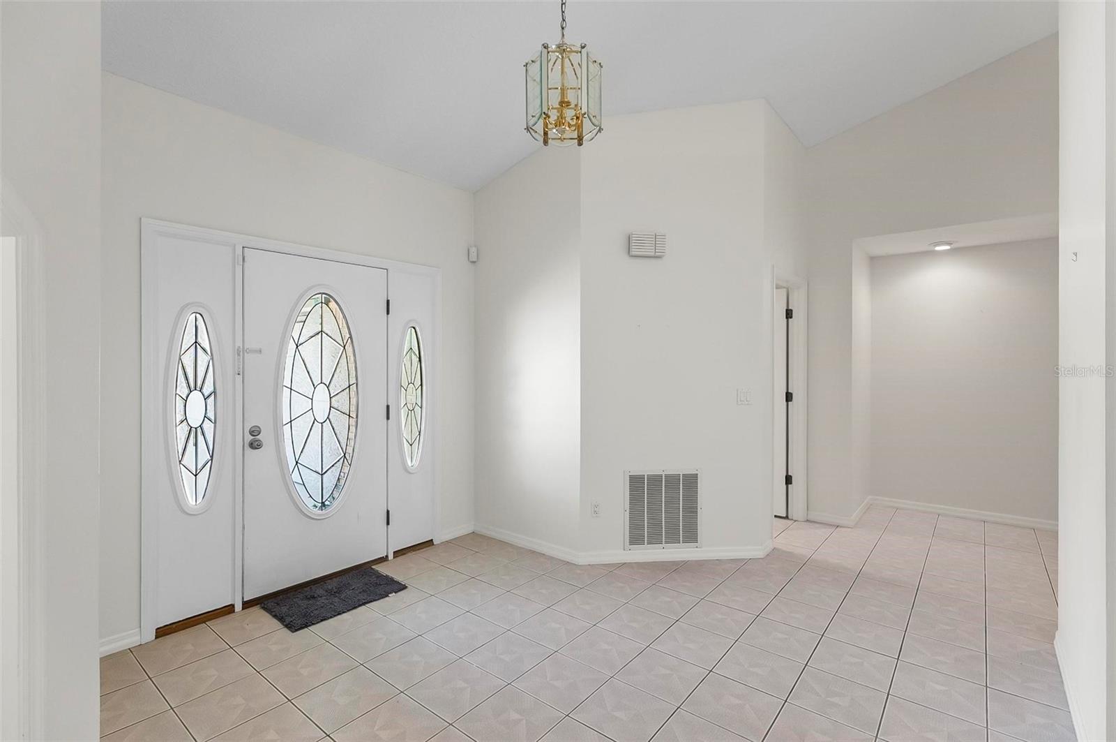 Image 5 of 72 For 20 Conley Court