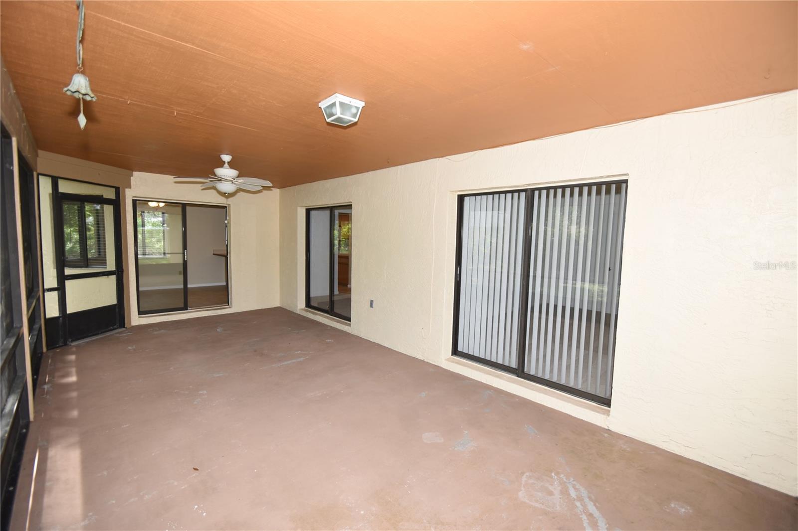 Image 9 of 31 For 7 Rainrock Place