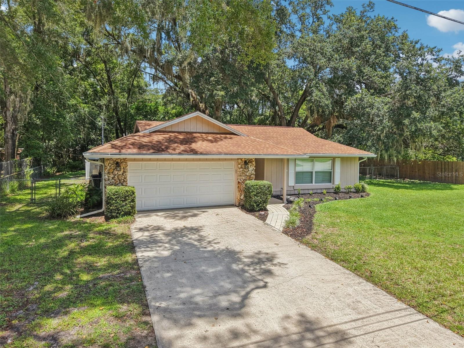 Details for 213 Brevity Lane, DELAND, FL 32724