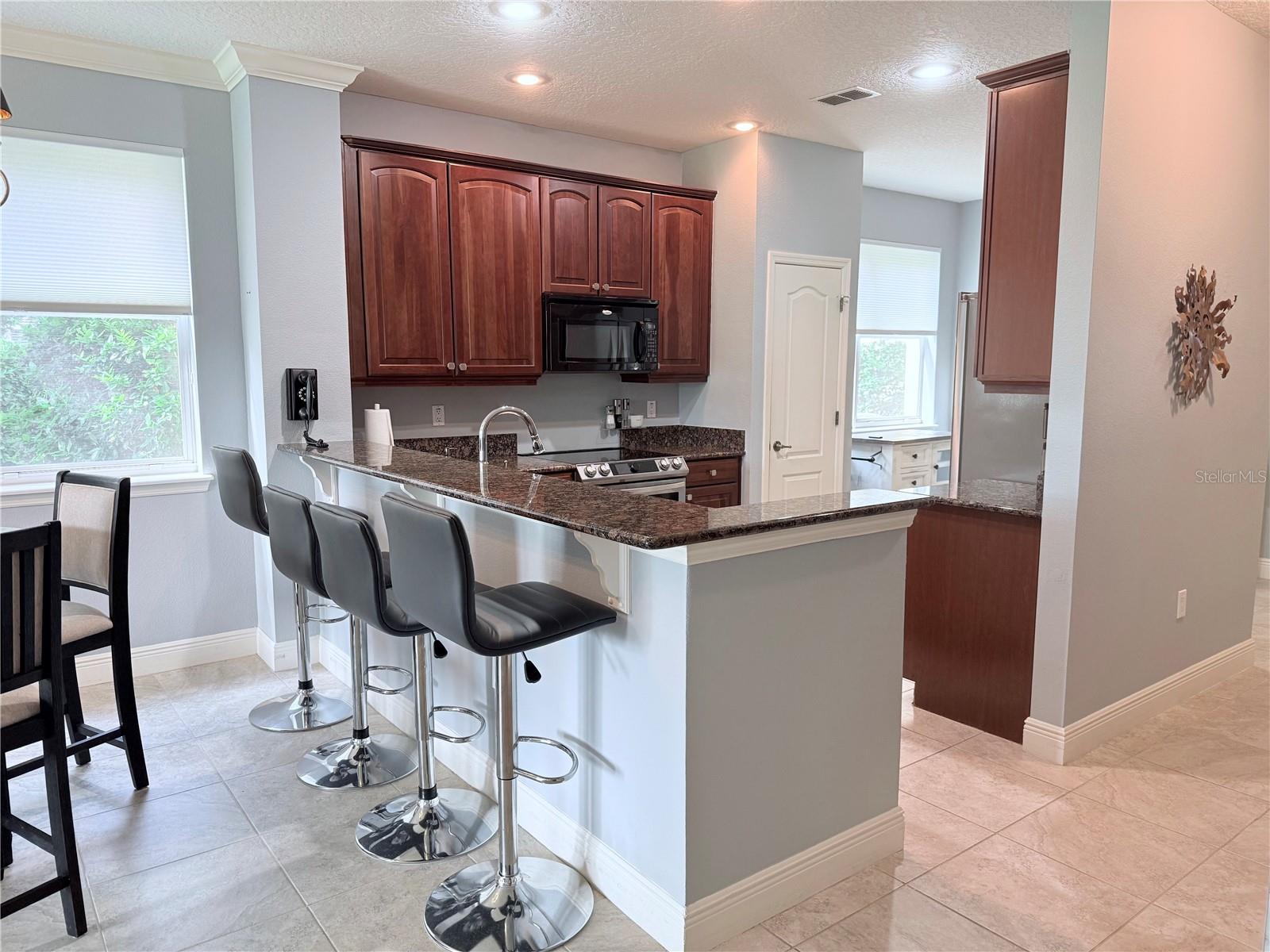Image 10 of 30 For 85 Riverview Bend S 1515