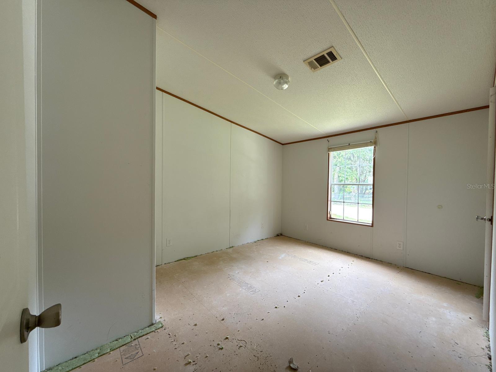 Image 11 of 22 For 406 Beech Street