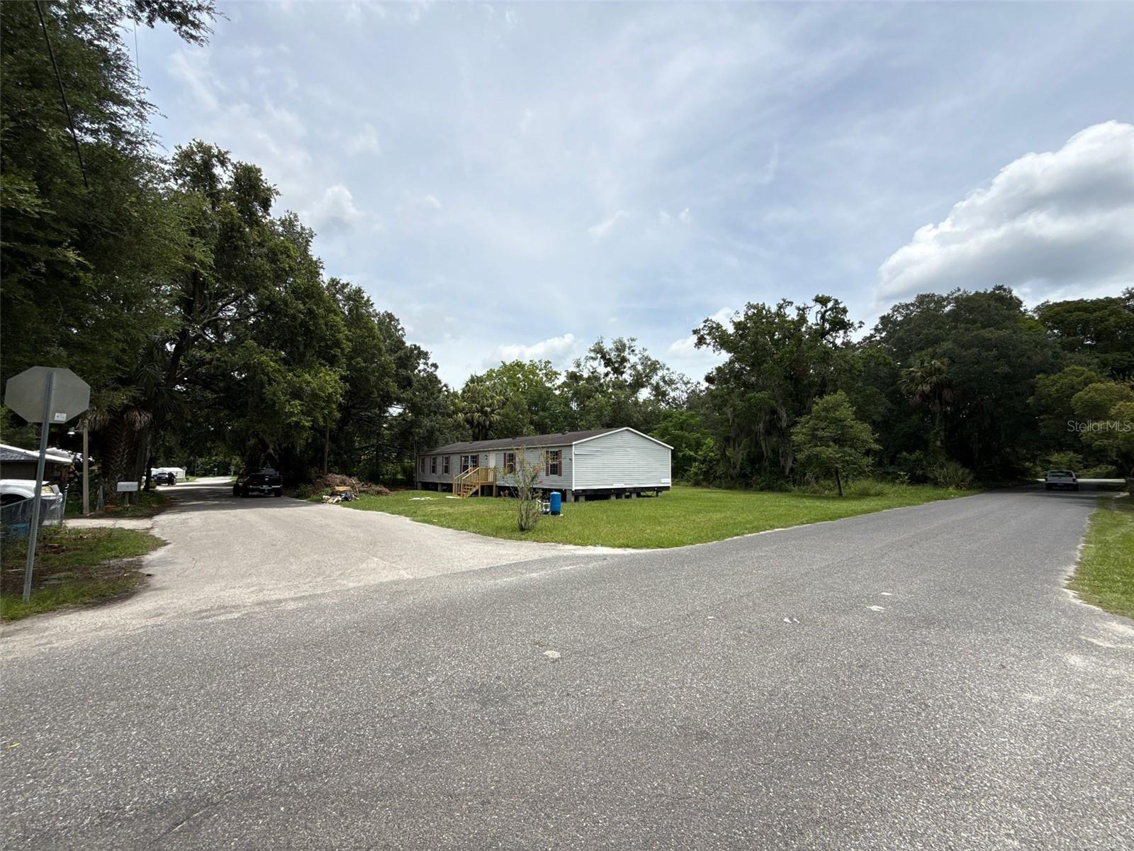 Image 22 of 22 For 406 Beech Street