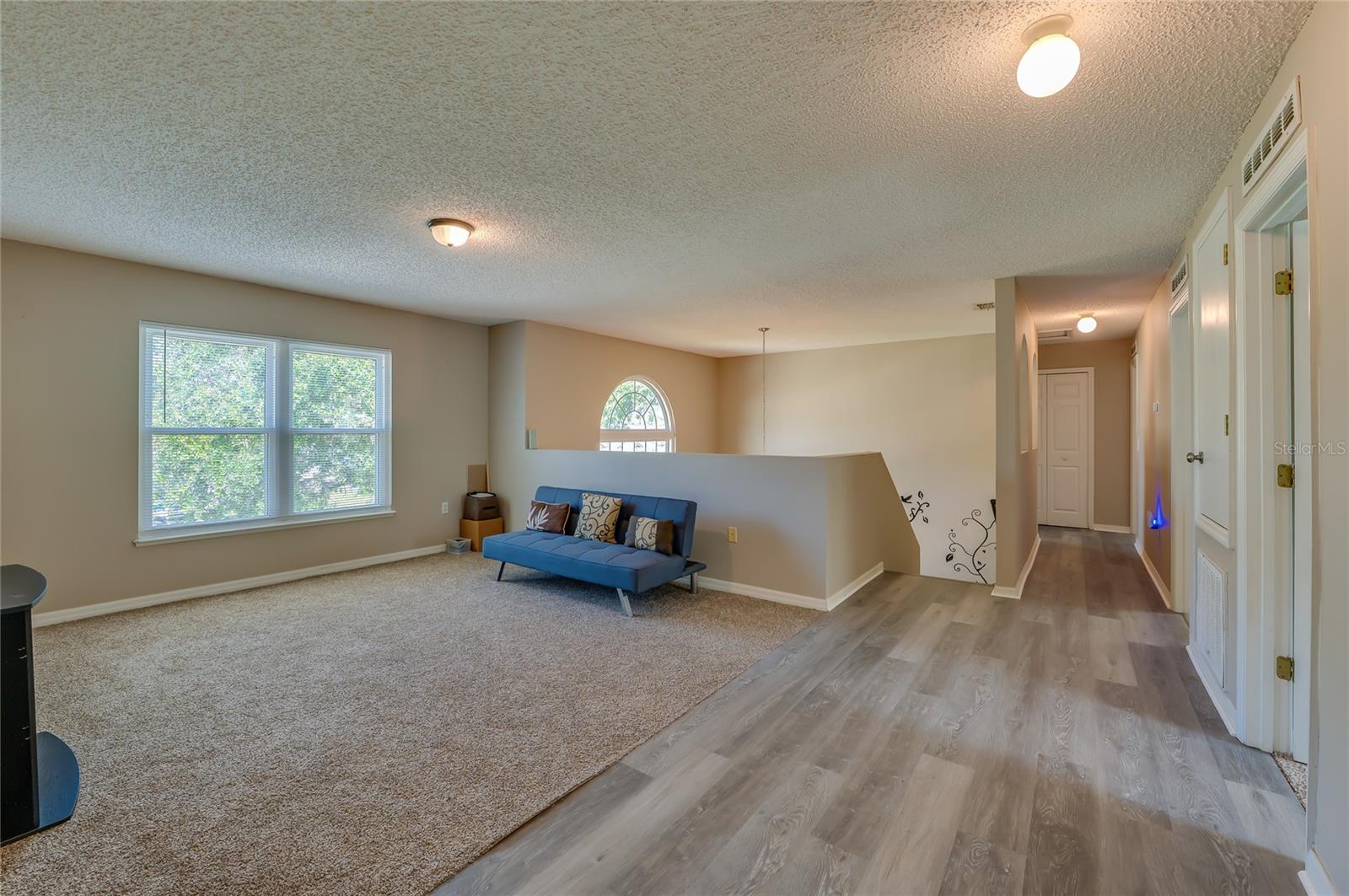 Image 5 of 38 For 11 Zircon Court