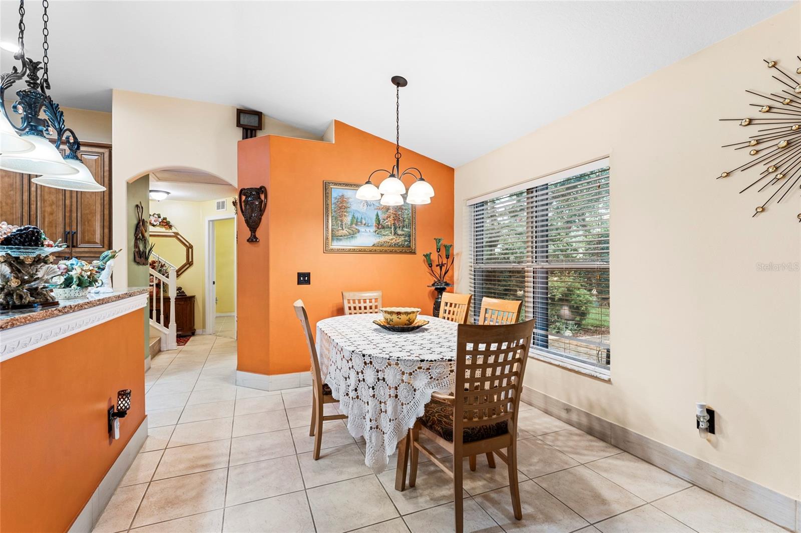 Image 19 of 56 For 3 Sea Board Court