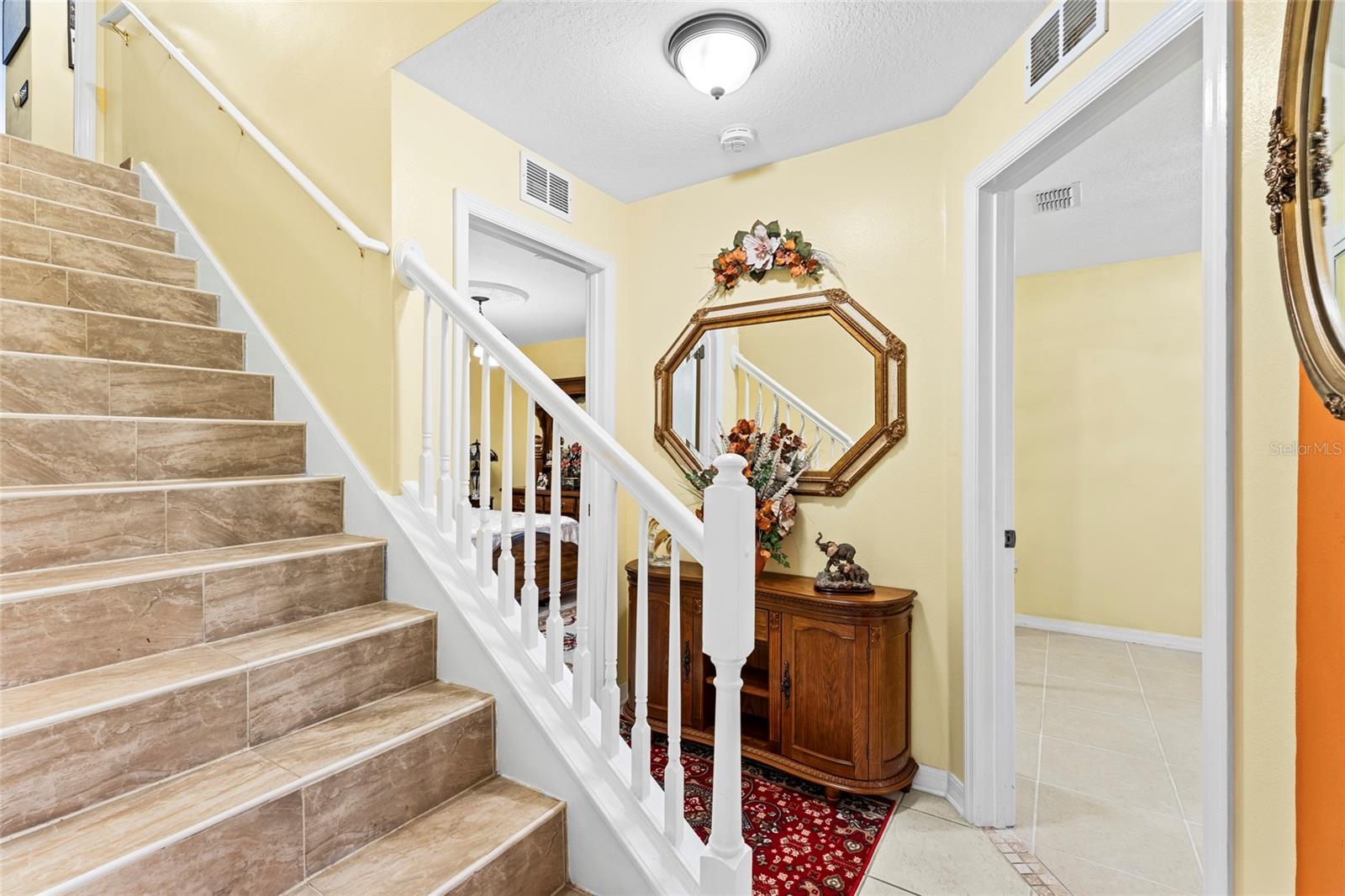 Image 20 of 56 For 3 Sea Board Court