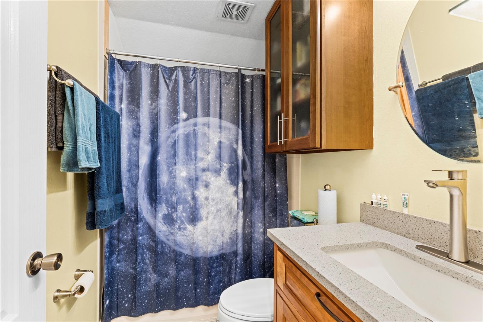 Image 26 of 56 For 3 Sea Board Court