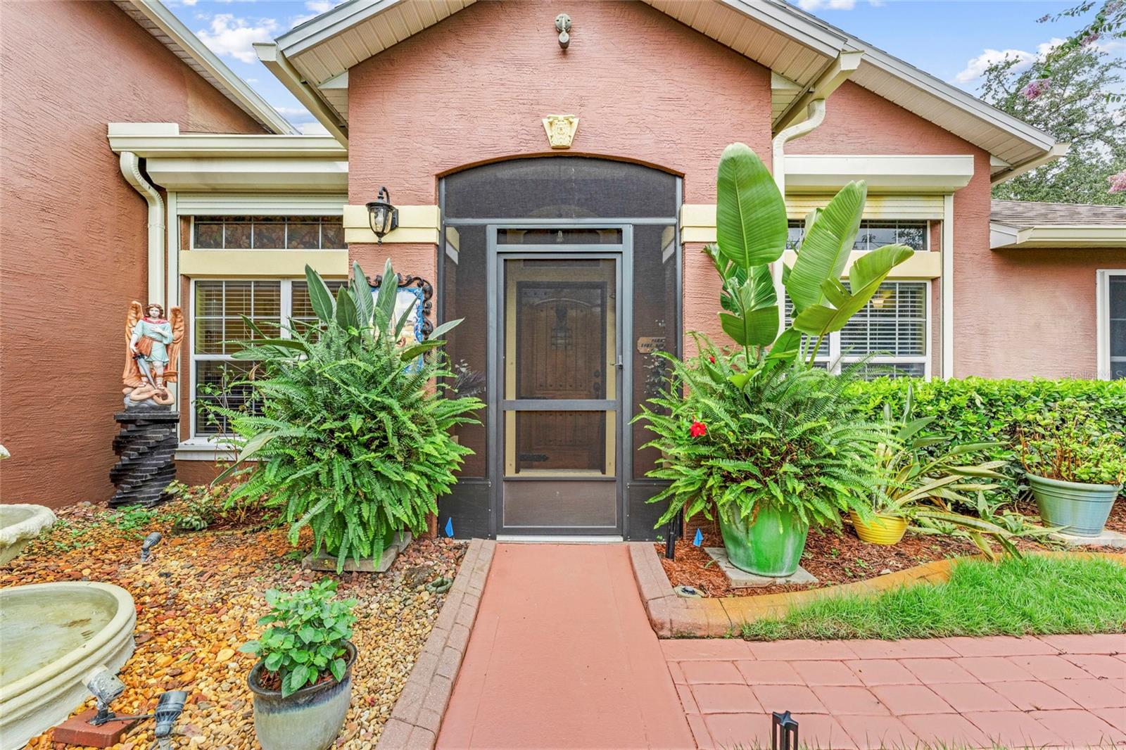 Image 4 of 56 For 3 Sea Board Court