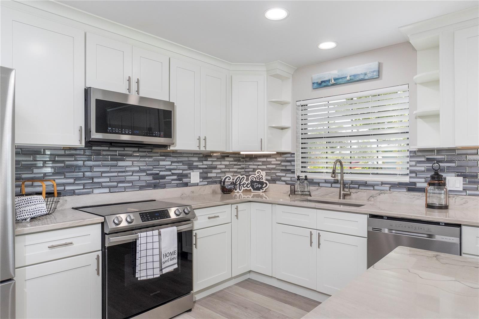 Image 11 of 67 For 8 Cedarford Court
