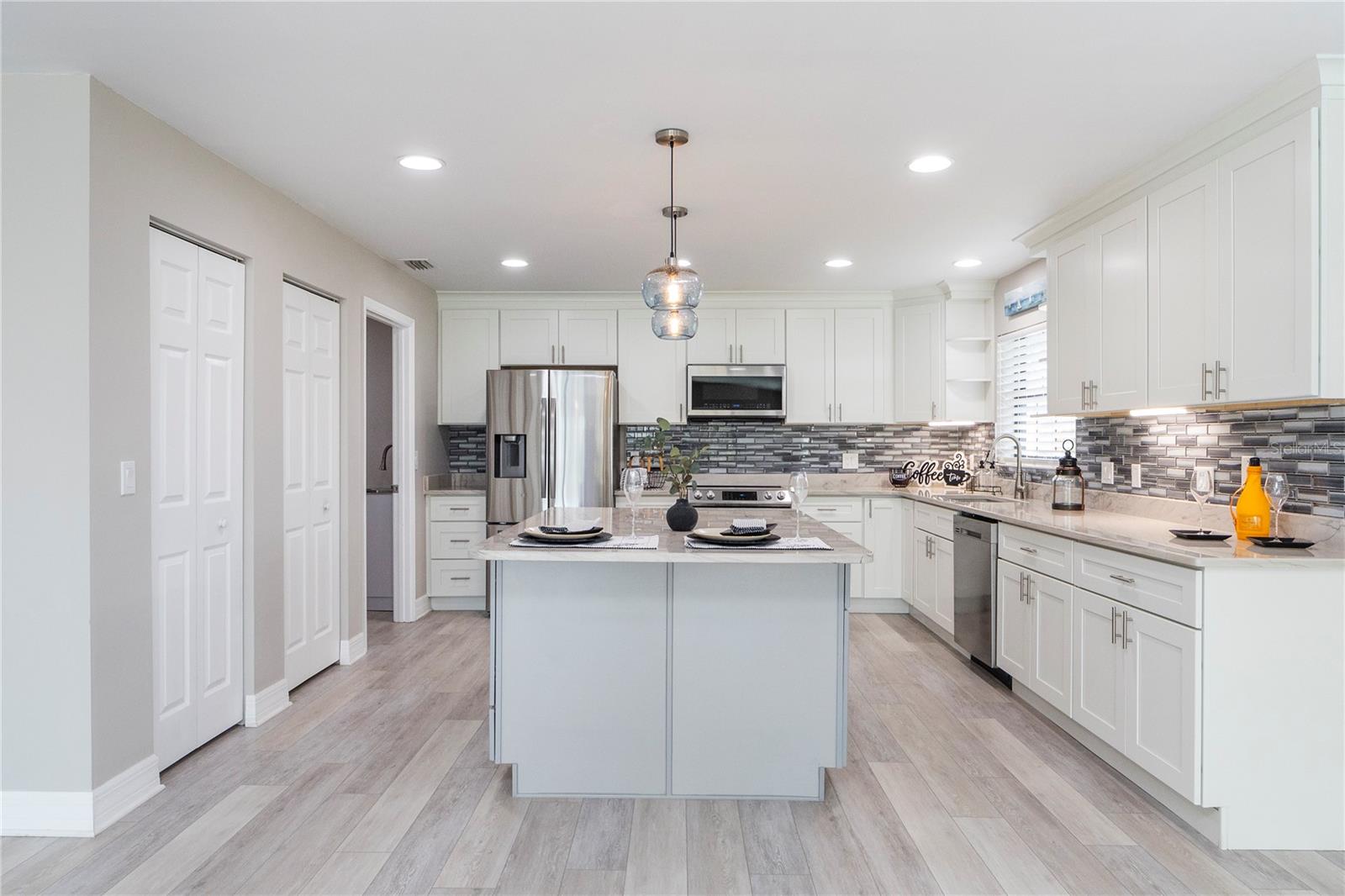 Image 16 of 67 For 8 Cedarford Court