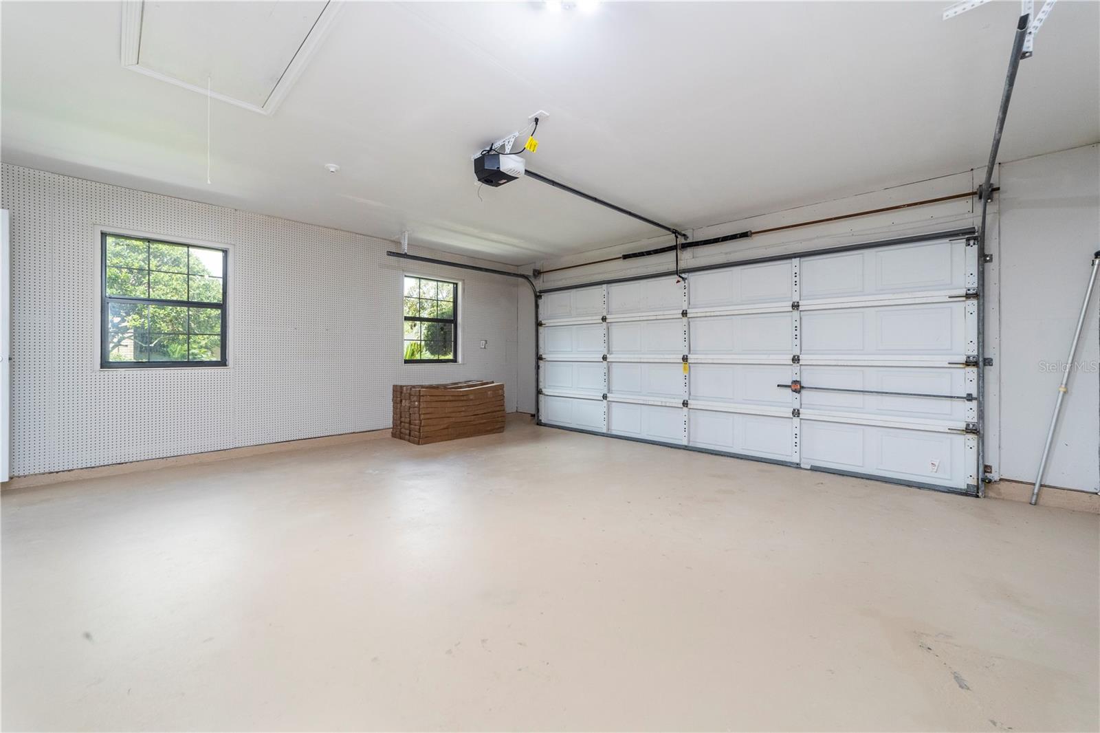 Image 60 of 67 For 8 Cedarford Court