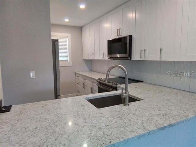 Image 6 of 27 For 650 Pope Road 244