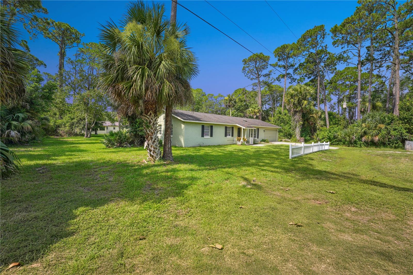 Image 16 of 47 For 2400 Joyce Street