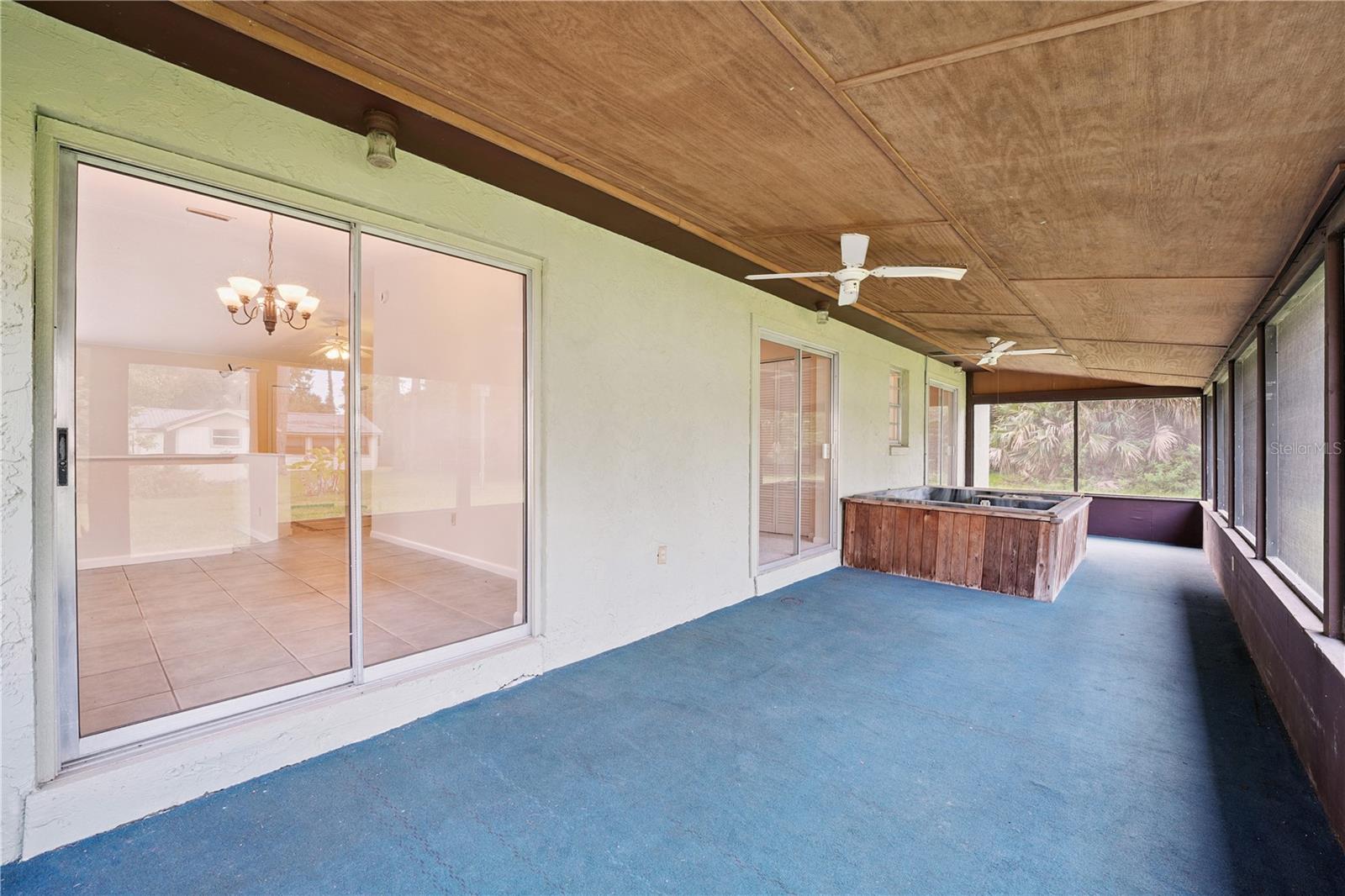 Image 43 of 47 For 2400 Joyce Street