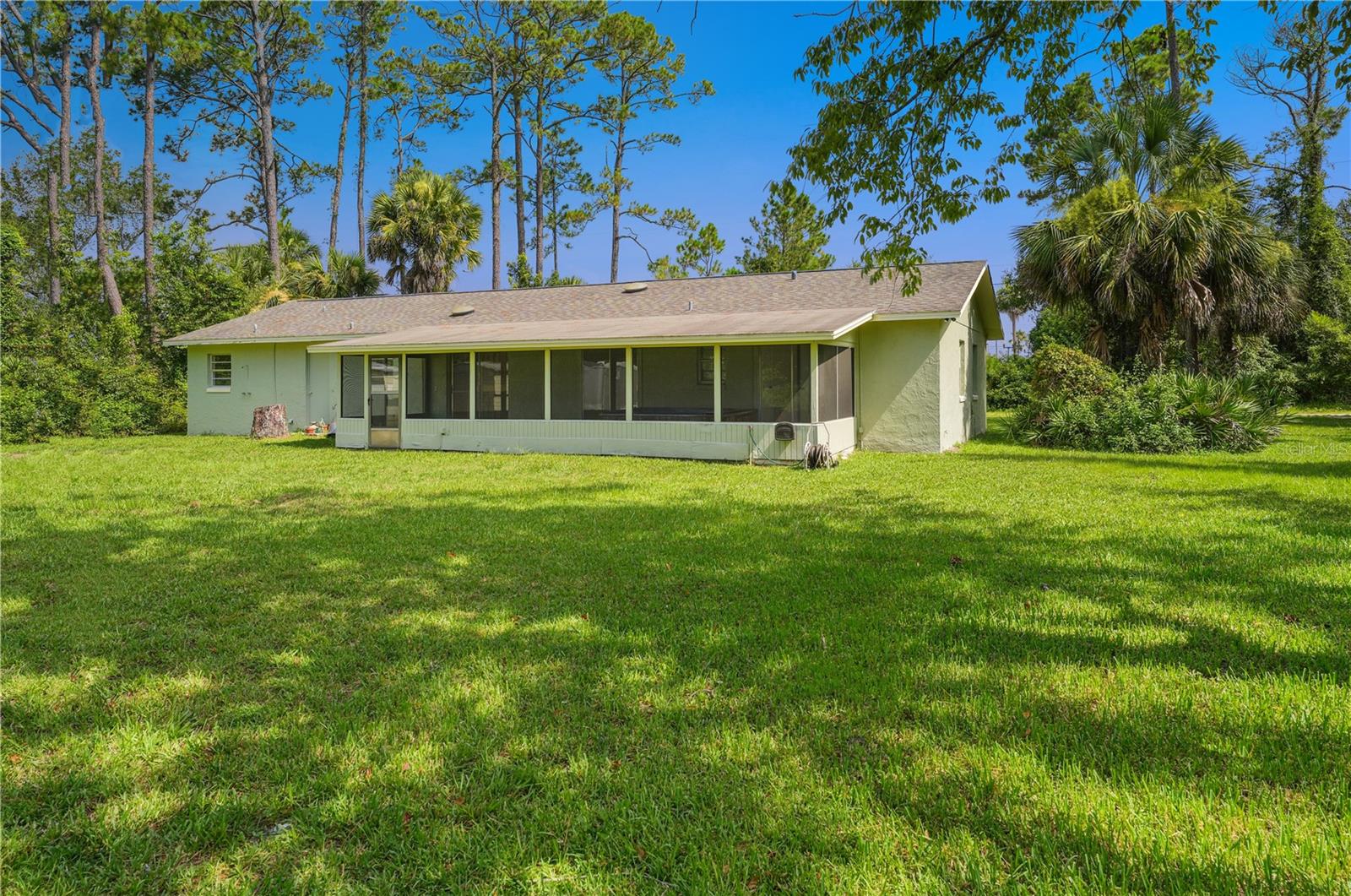 Image 8 of 47 For 2400 Joyce Street