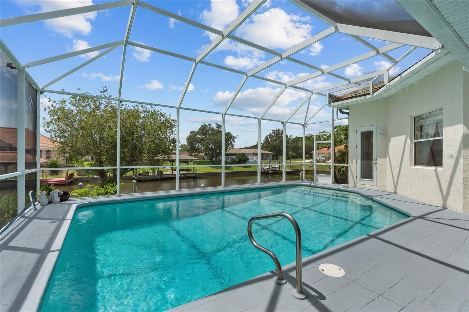 Image 35 of 66 For 15 Fleming Court