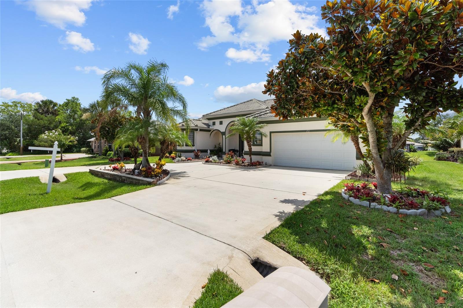 Image 4 of 66 For 15 Fleming Court