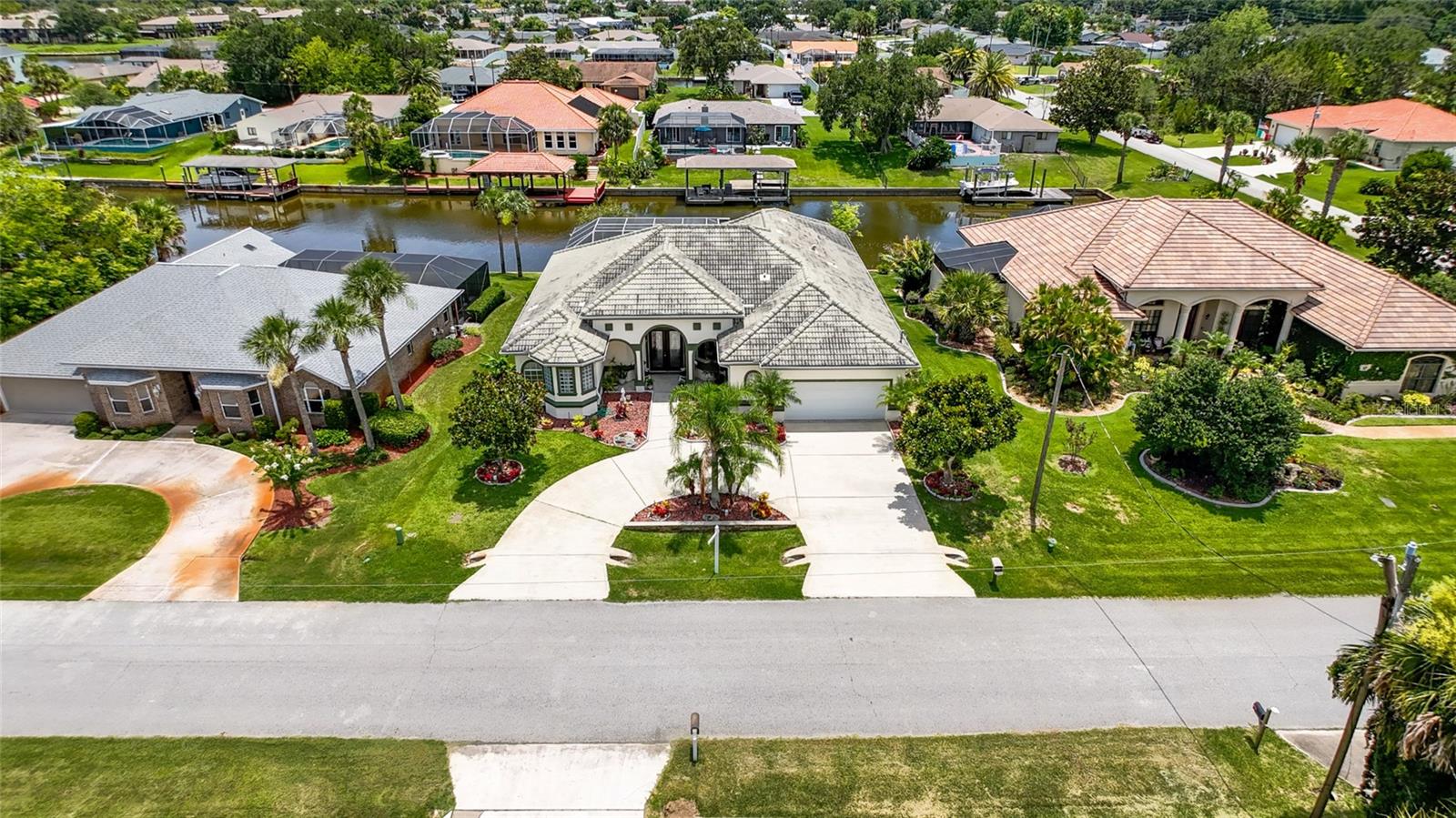 Image 45 of 66 For 15 Fleming Court